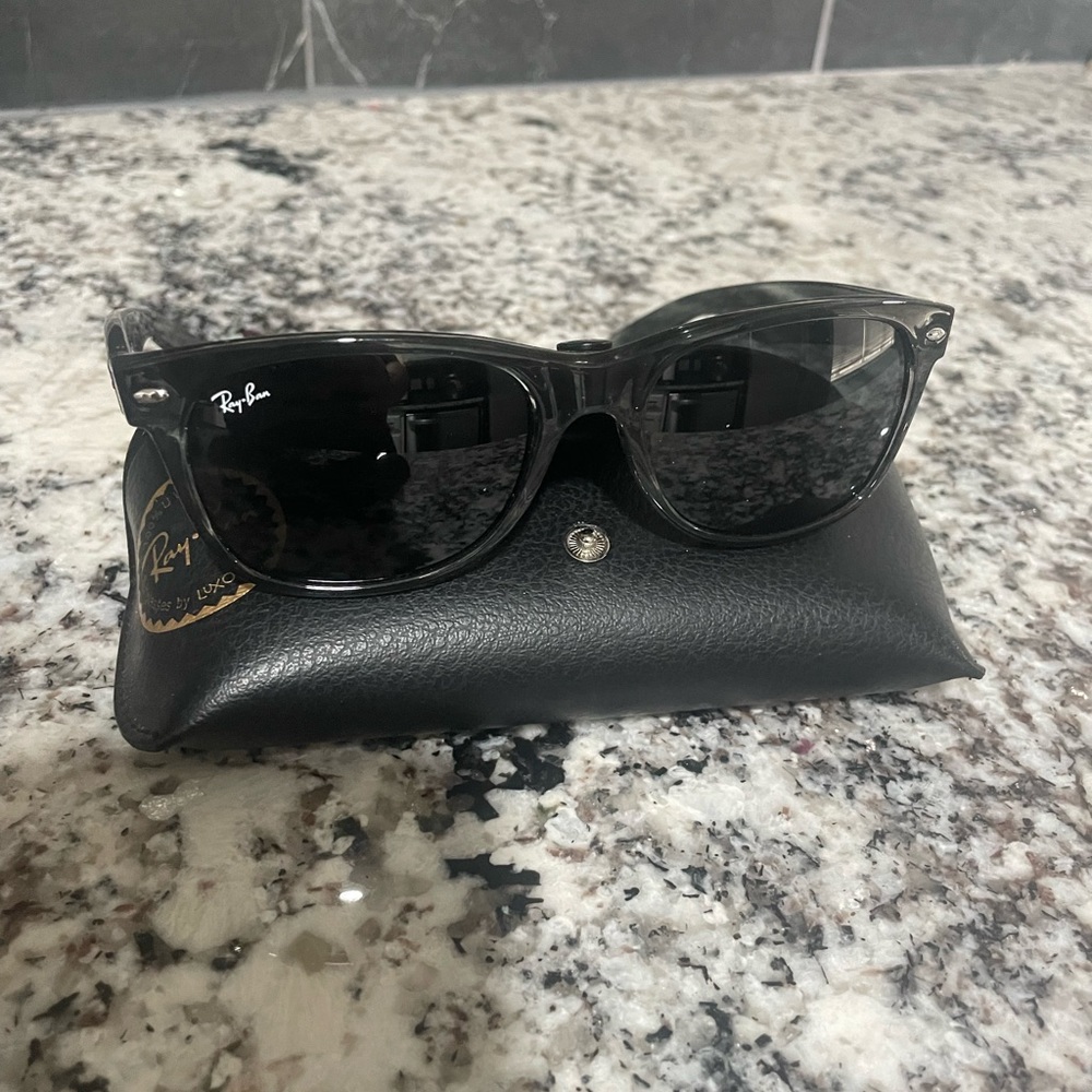 Ray bans